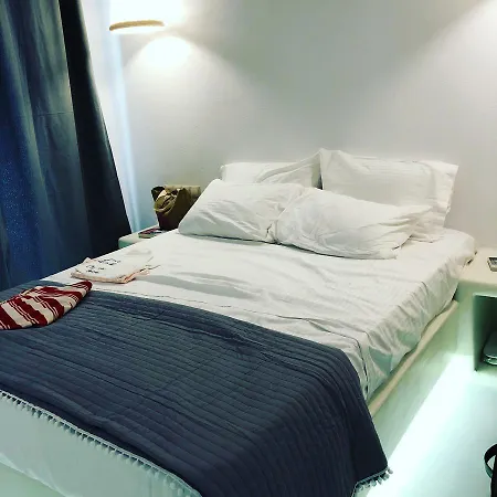 ヴィラ Blu August Private Residences
